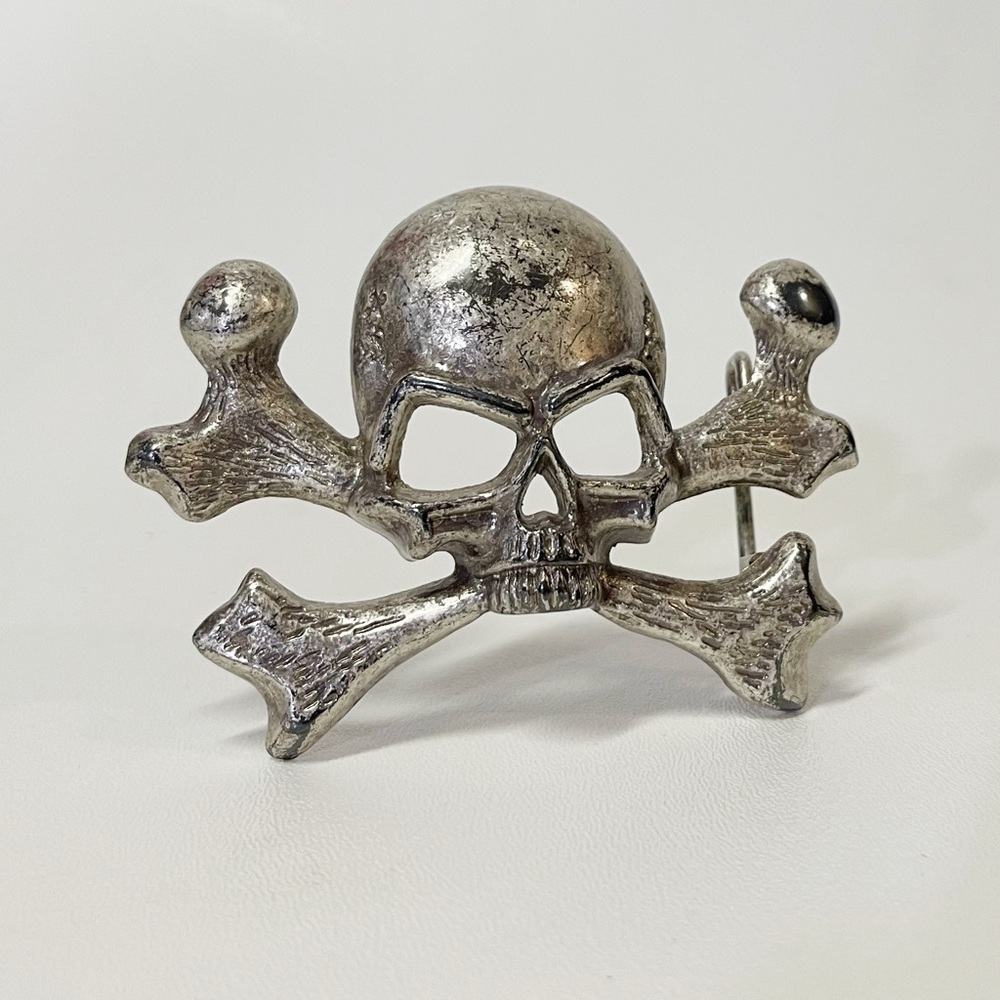 Skull and Crossbones Metal Belt Buckle